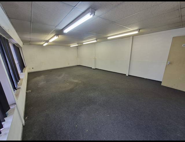 397M² WAREHOUSE TO LET IN BENROSE